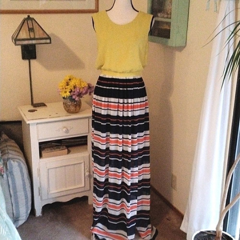 Lush Maxi  Dress with Open Back